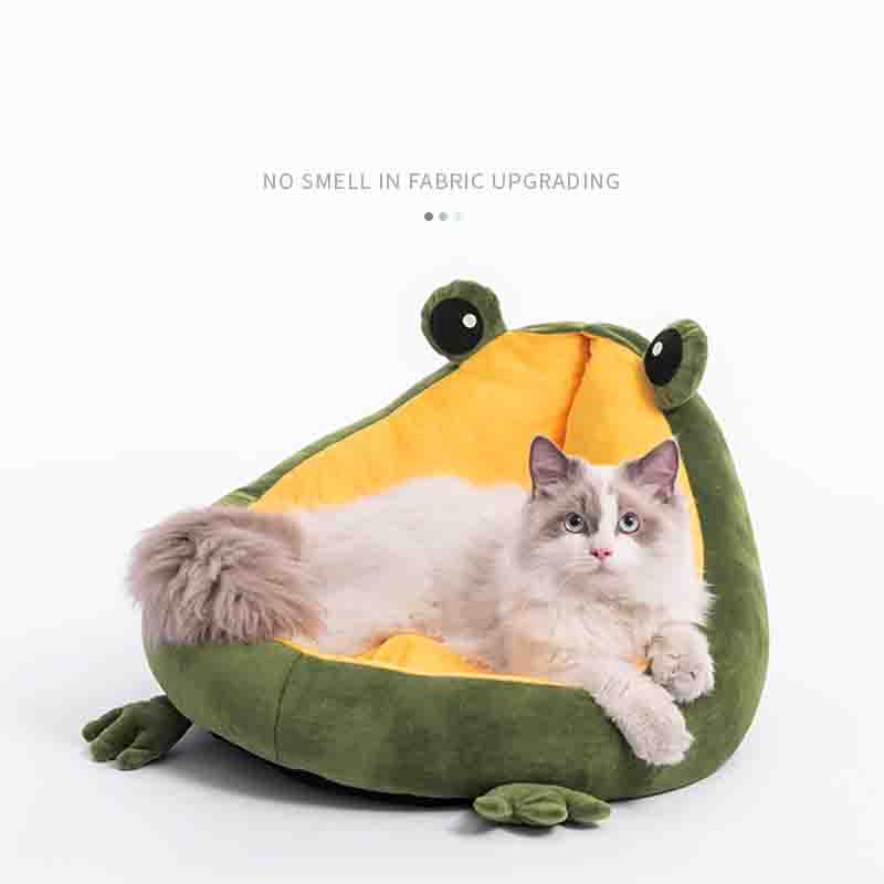Frog Nest Warm Semi-Enclosed Pet Bed